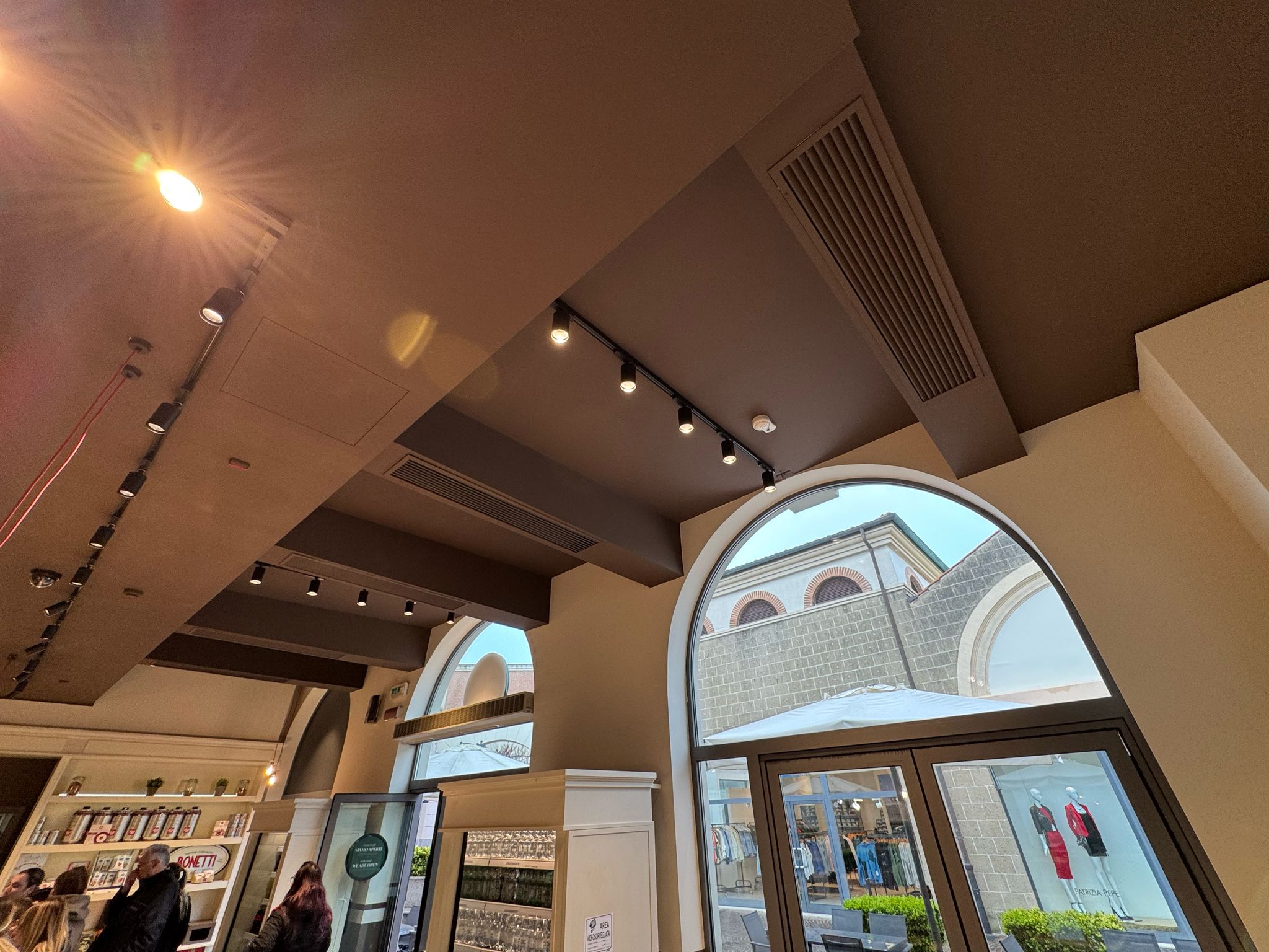 Interno locale Bonetti