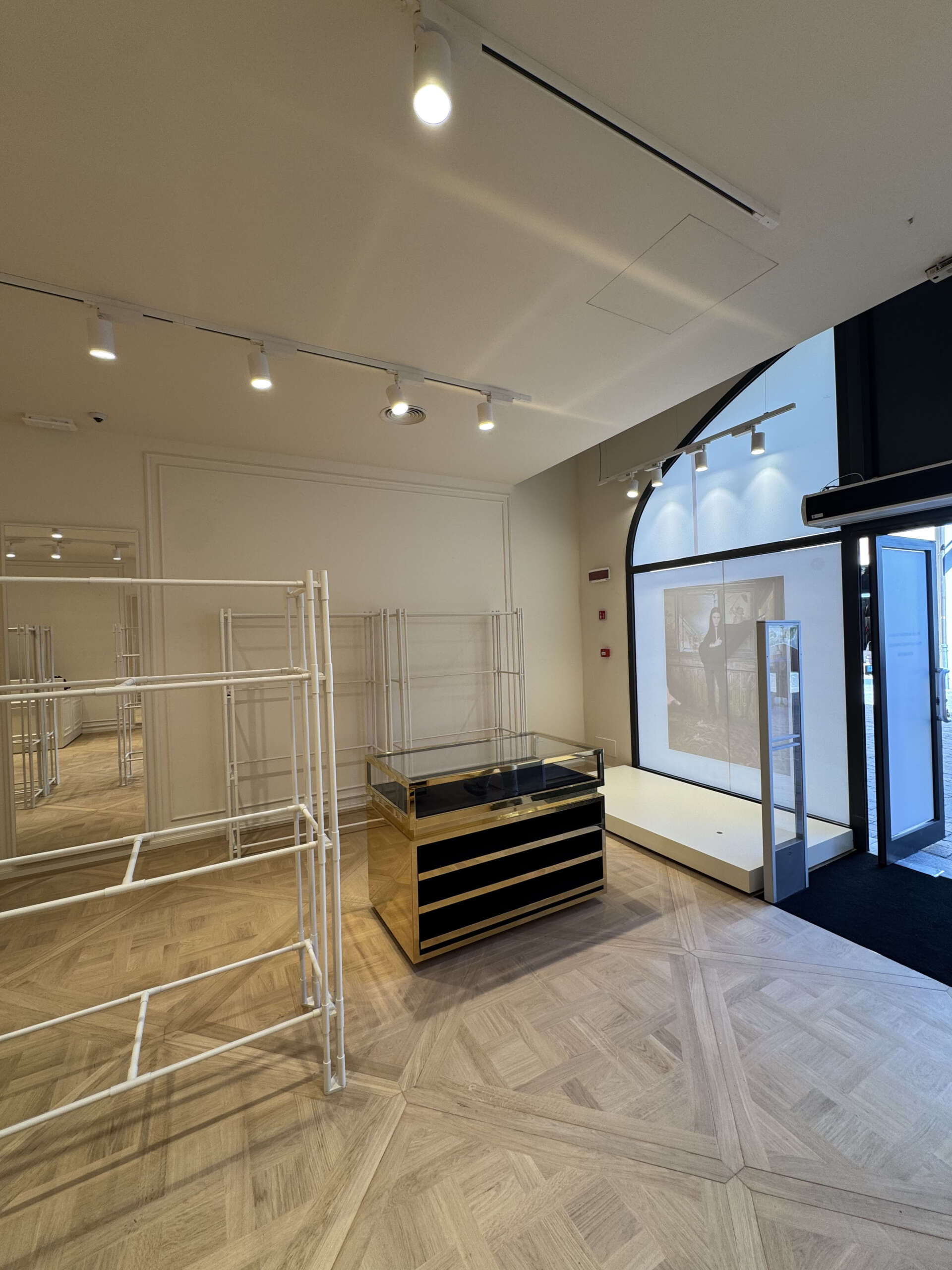 Allestimento locale premium